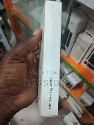 Samsung Galaxy Z Fold 4 Slim Standing Cover