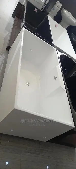 Square Standing Bathub