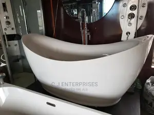 Acrylic Bathtub in Boat Designed