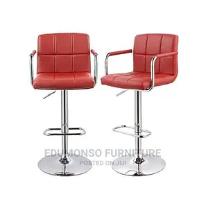 Elegant Bar Stools With Arm and Back Rest