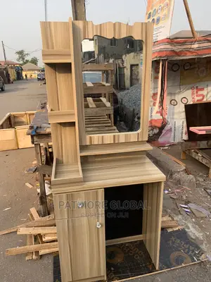 Portable Dressing Mirror
