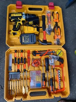 36 Volts Dewalt Drill and Screw Machine
