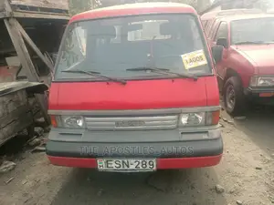 Mazda E2200 2005 Red