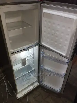 Scanfrost Refrigerator