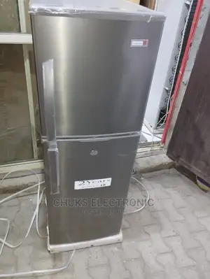 Scanfrost Refrigerator