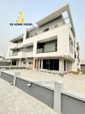 5bdrm Duplex in Osapa london for sale