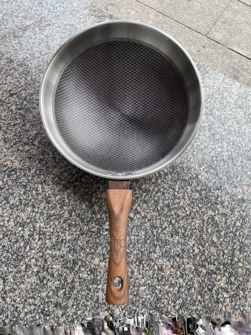 Wet/Dry Frying Pan