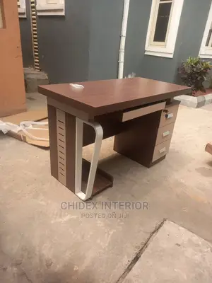 Quality Executive Wooden Office Table With Drawers.