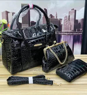 Vvip: 3 in 1 Ladies Bag