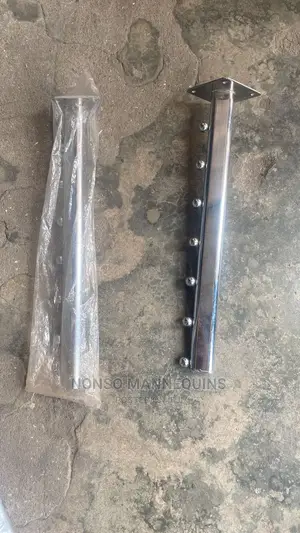 7 Pins Thick Wall Hangers