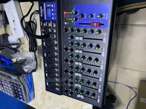 Yamaha 7 Channel Mixer With Bluethoot