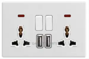 Double 13A Socket With 2usb