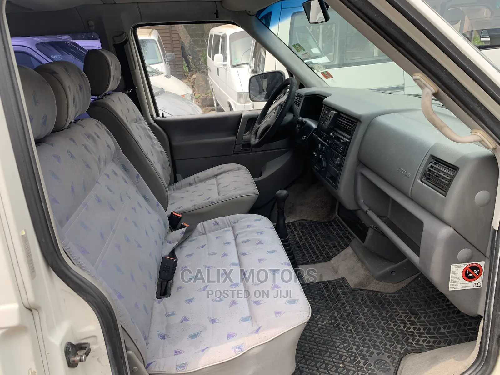 Volkswagen Transporter 2004 White