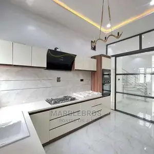 Kitchen Countertop Finishing Italian White Stone