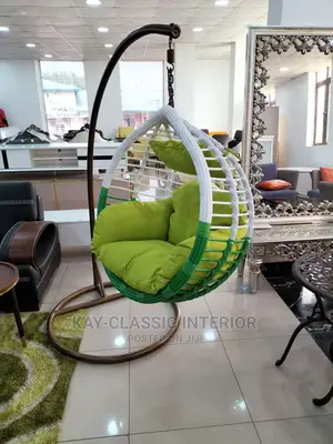Luxury Rattan Made Indoor/Outdoor Hanging Swing Chair.