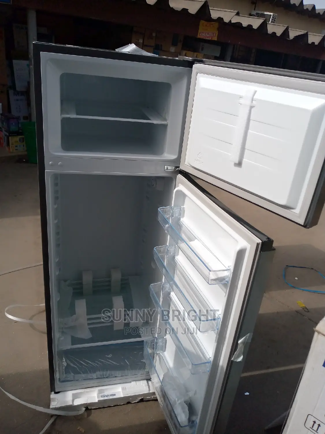 Hisense Fridge 240 Liters