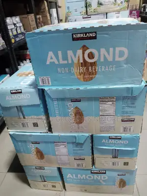 Kirkland Almond Non Dairy Beverage