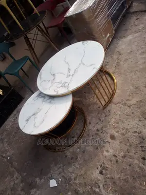 Adjustable Circle Center Table