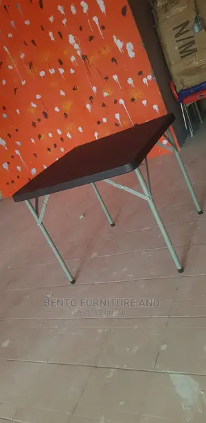 Banquet Plastic Table