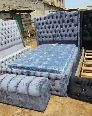 Quality 4.5by6 Upholstery Padded Bed Frame With One Footrest