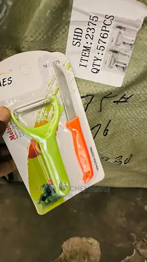 Peeler/Small Knive
