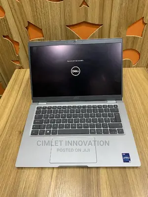 Laptop Dell Latitude 5320 16GB Intel Core I7 SSD 512GB