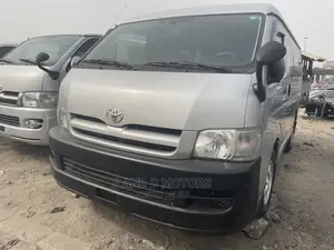Toyota HiAce 2011 Grey