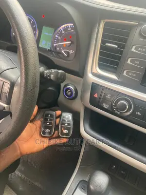 2014-2019 Toyota Highlander Upgraded From Key to Keyless
