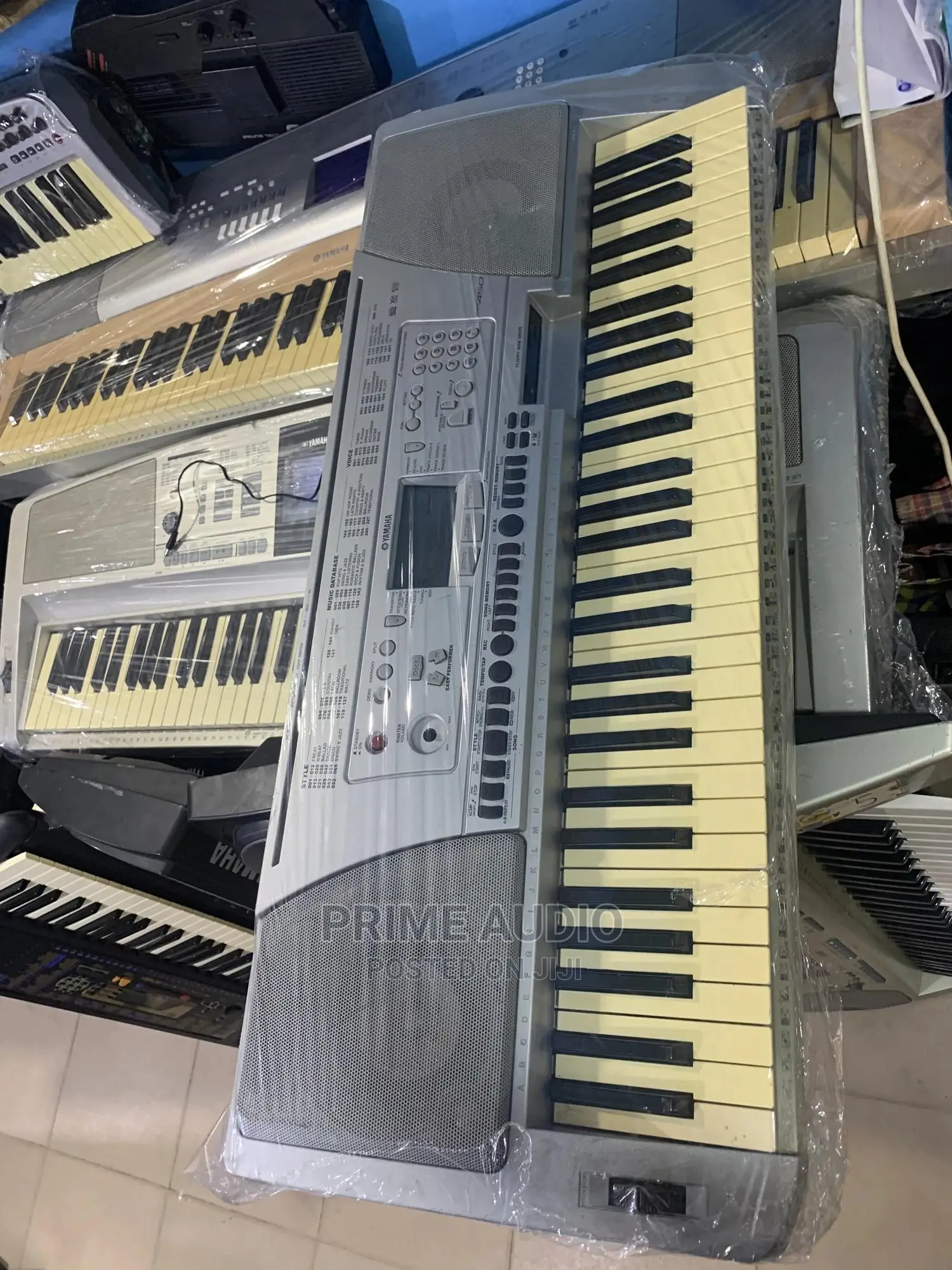 Yamaha PSR 450 Electronic Keyboard