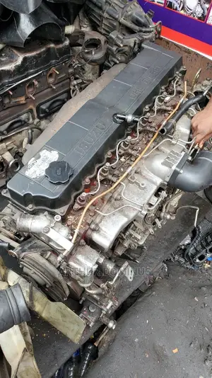Isuzu Forward 6hh1 Diesel Engine