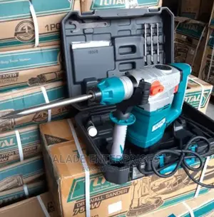 Total Concrete Hammer Drill 1800w Sds Plus