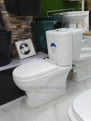 Main England WC Set With the Wash Hand Basin