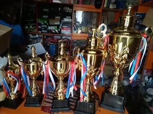 5 Set of Trophy 