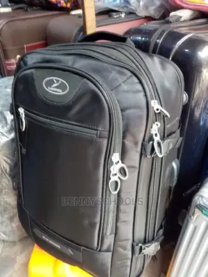 Bexpandable Star Express Backpack With Usb and Earpies Ports