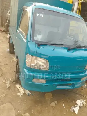 Daihatsu Hijet 2002 Green