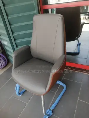 Italian Executive Visitors Office Chairs