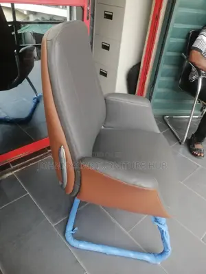 Italian Executive Visitors Office Chairs