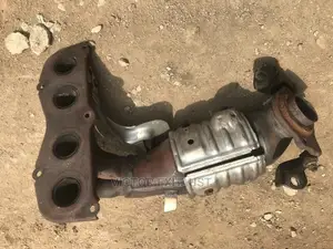 Engine Catalyst Toyota RAV4 2002