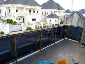 Frameless Glass 007