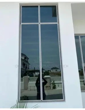 Frameless Window