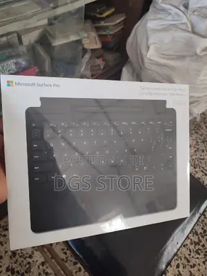 Microsoft Surface Pro Signature Keyboard With Slim Pen 2