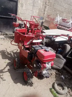 Maize / Corn Harvester Machine