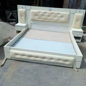 A Quality 6ft *6ft Padded Bedframe