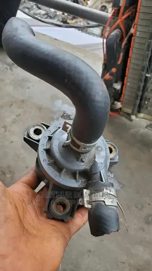 Toyota Highlander Hybrid Inverter Water Pump