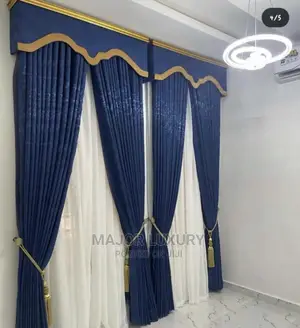 Standard Curtains With Board