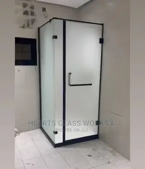 Tempered Glass Modern Shower Enclosure