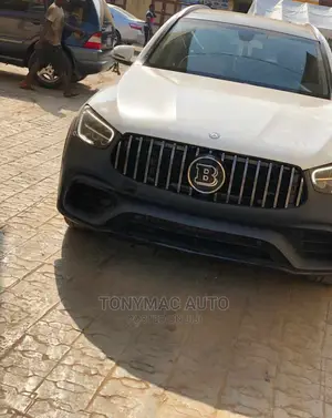 Mercedes-Benz GLC300 Upgrading Kits to 2021