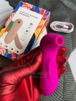 Hq 1: Electric Pussy Sucker and Licker
