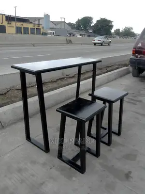 Quality and Simple Bar Table Set