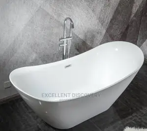 Luxury Bath Tub Canoe